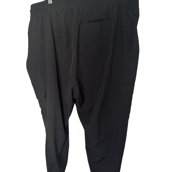 Old Navy Stretch Tech Cargo Jogger Pants for Women Jet Black Size XXL - Picture 11 of 13
